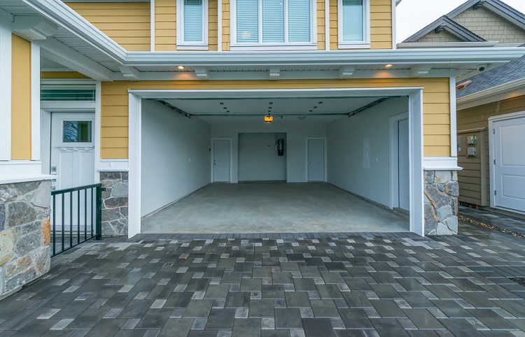 How Does Tri-Cities Handyman Provide Effective Garage Wall Storage Solutions?